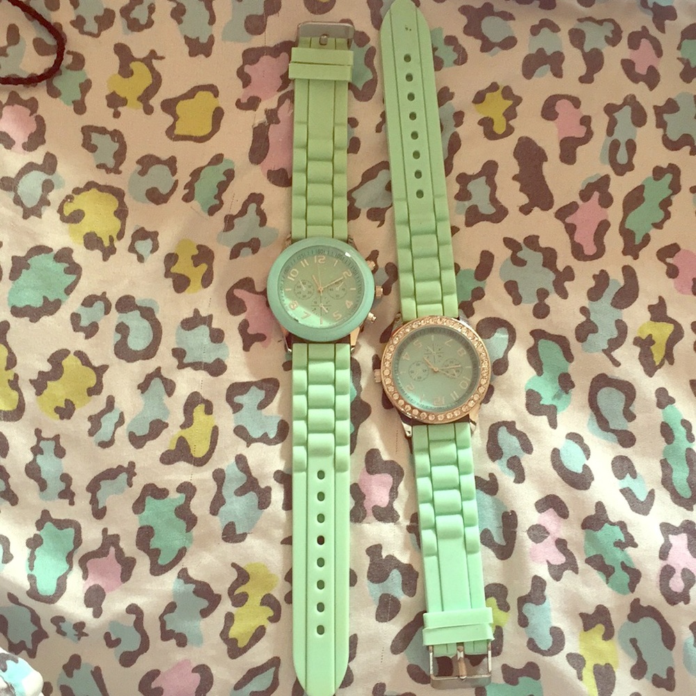 Women mint watch